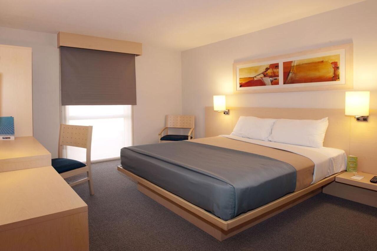 City Express By Marriott Saltillo Sur Exterior photo